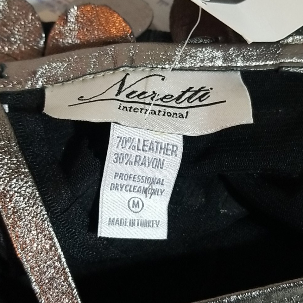 Dress - Picture 5 of 7
